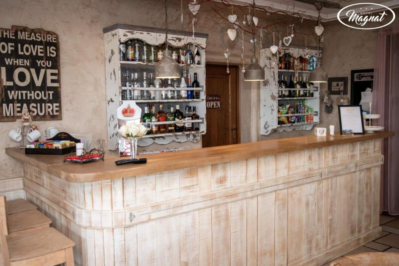 Hotel Magnat Słupca Екстериор снимка