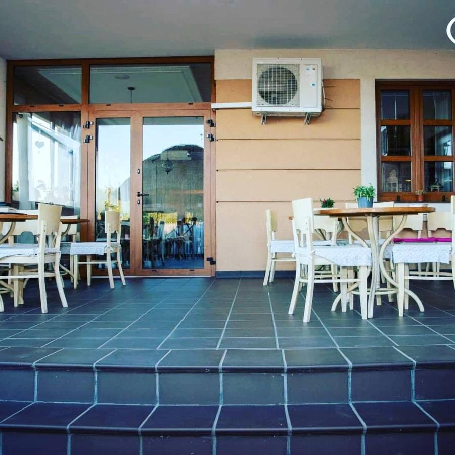 Hotel Magnat Słupca Екстериор снимка