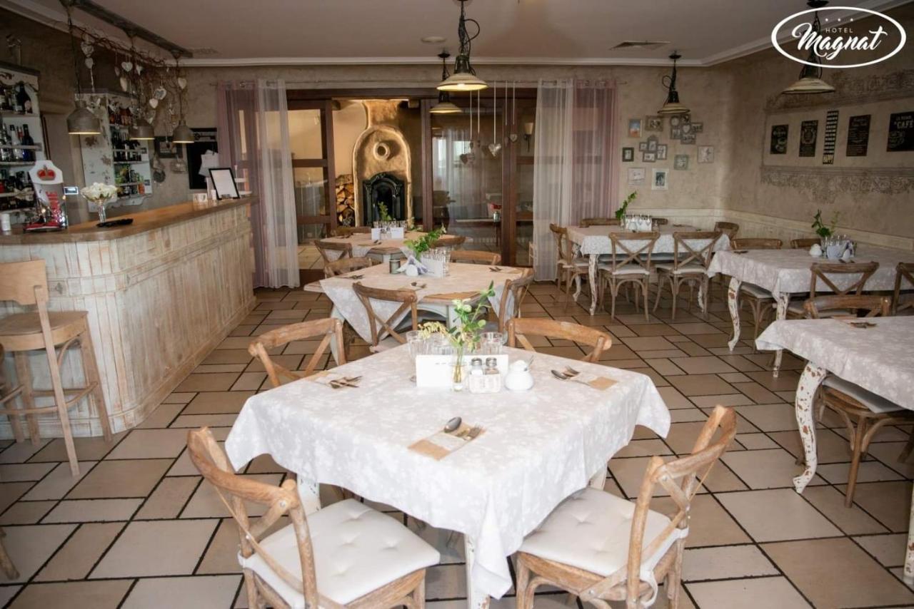 Hotel Magnat Słupca Екстериор снимка