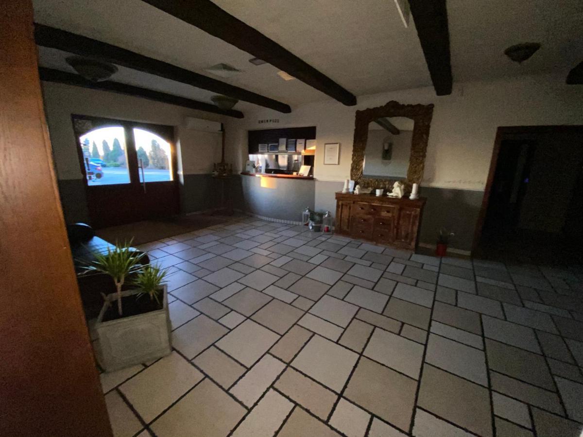 Hotel Magnat Słupca Екстериор снимка