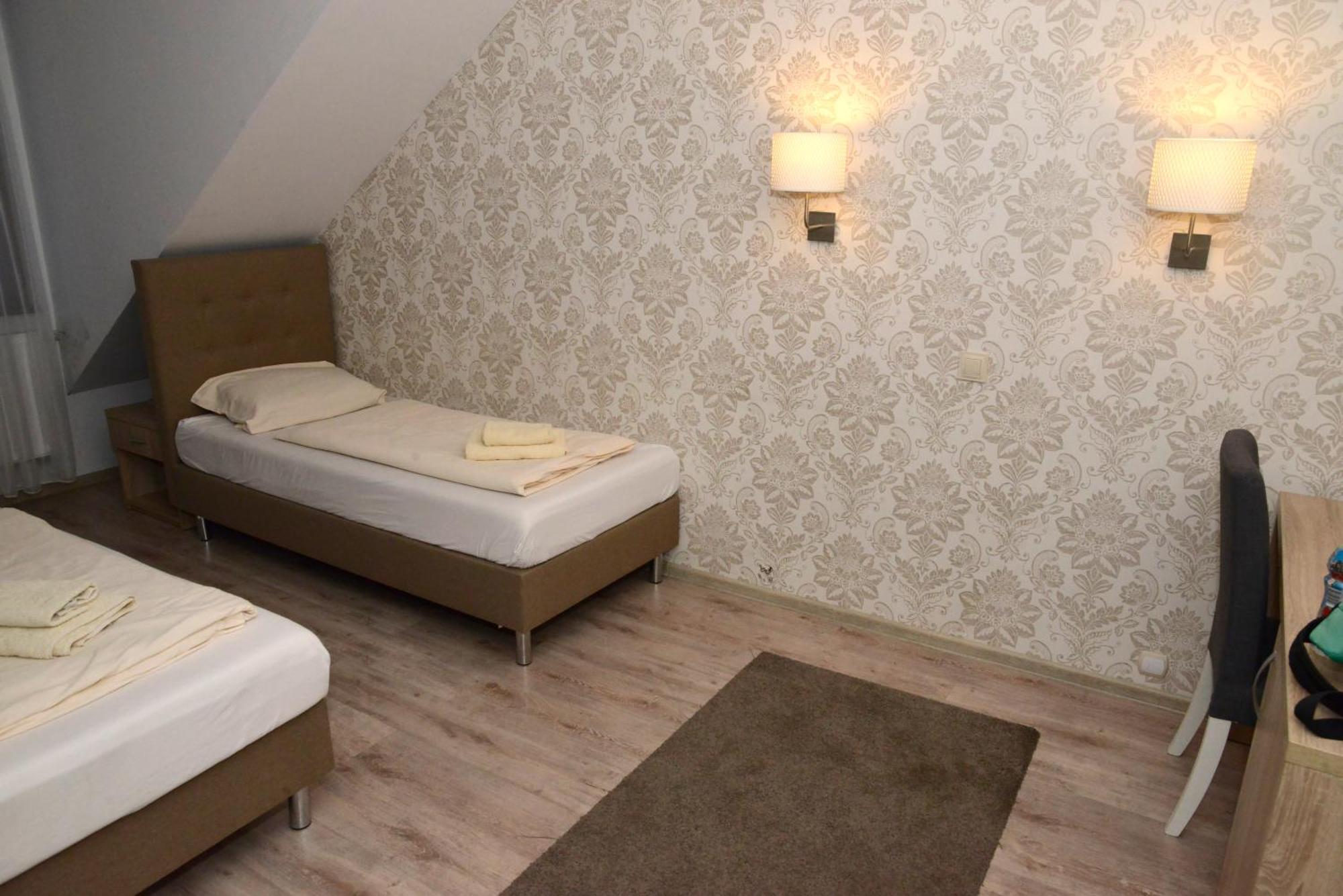 Hotel Magnat Słupca Екстериор снимка