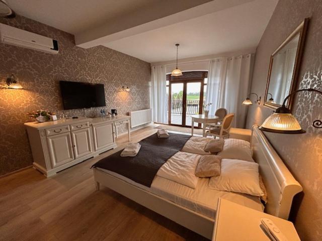 Hotel Magnat Słupca Екстериор снимка