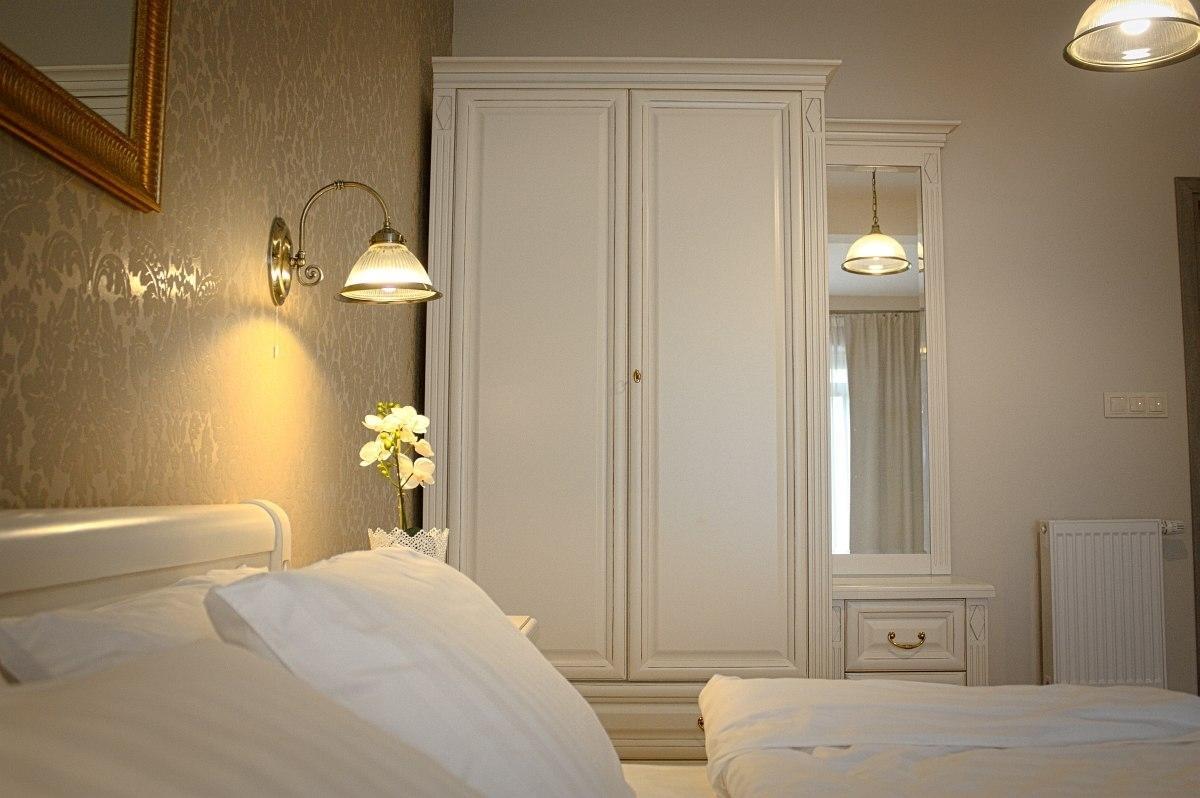 Hotel Magnat Słupca Стая снимка