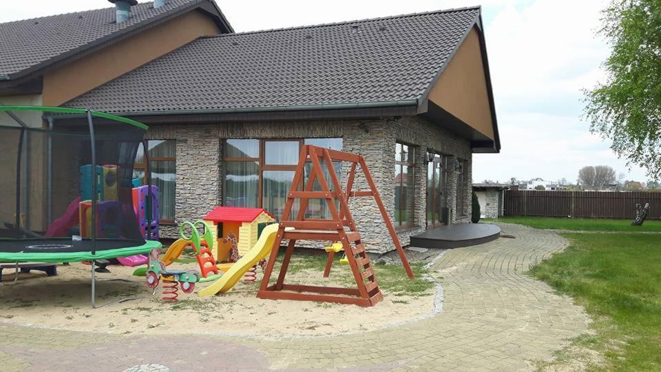 Hotel Magnat Słupca Екстериор снимка